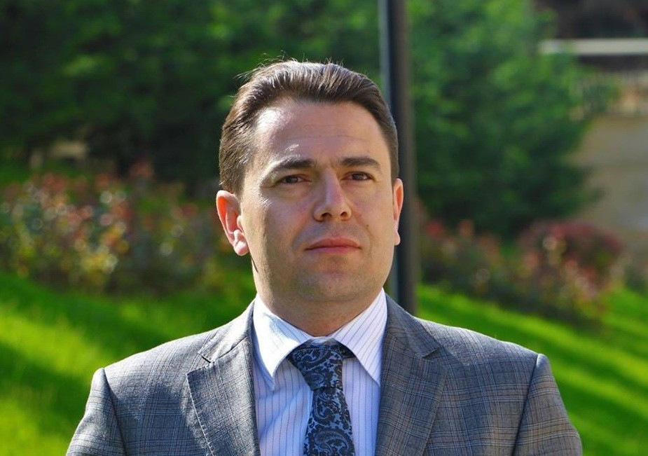 Anar Nəcəfli işdən çıxarıldı