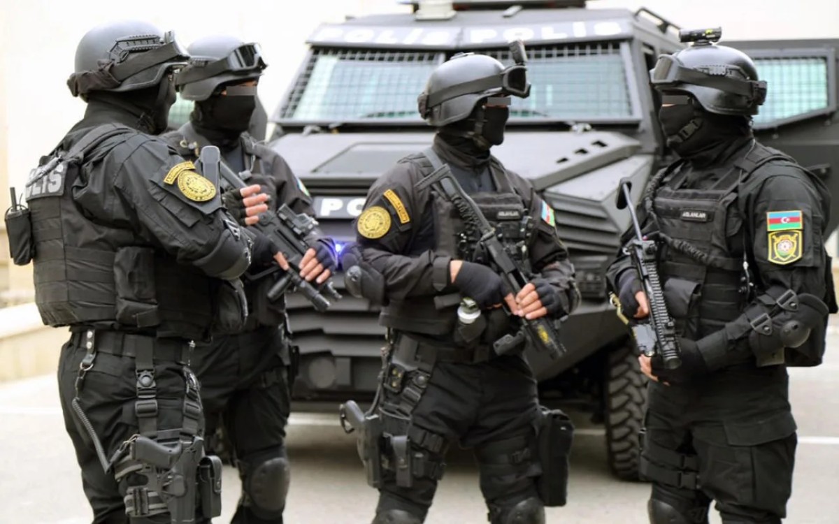 Polis axtarışda olan 114 nəfəri tutdu