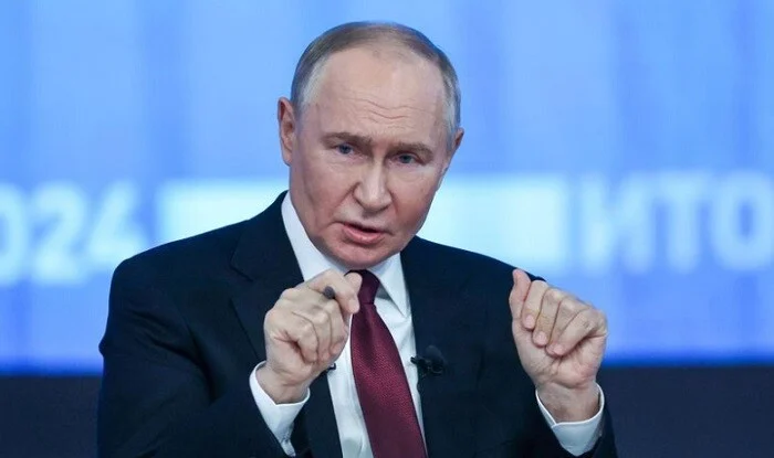 Putin Təhlükəsizlik Şurasını topladı