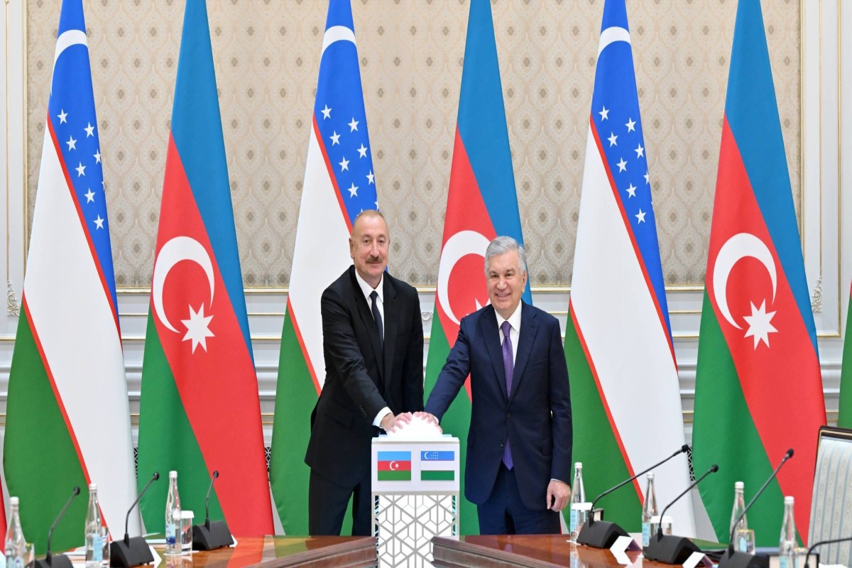 Prezidentlər vacib açılış və təməlqoyma mərasimlərində