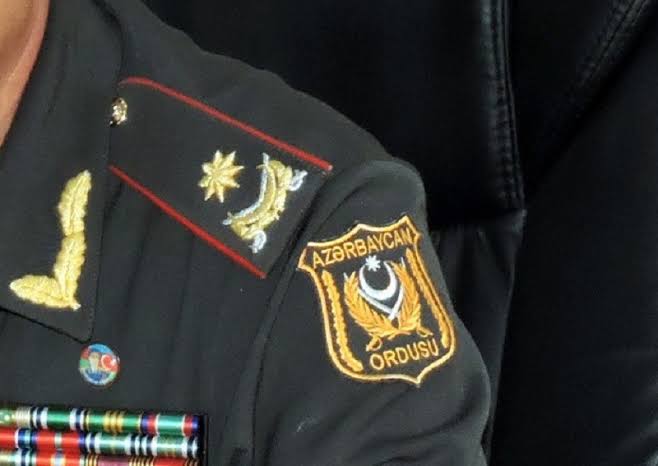 42 yaşlı general görün KİMİN OĞLU imiş - Həm də Baş İdarə Rəisidir - FOTO