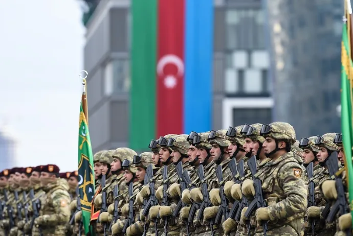 Bu hərbçilər pensiya ala bilməyəcək? - İddialar CAVABSIZ qaldı