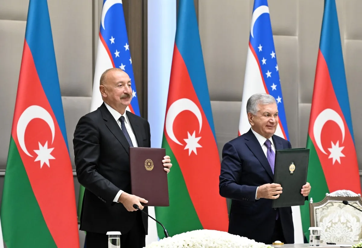 “Əbədi dostluq”: Azərbaycan-Özbəkistan münasibətlərində YENİ STRATEJİ MƏRHƏLƏ