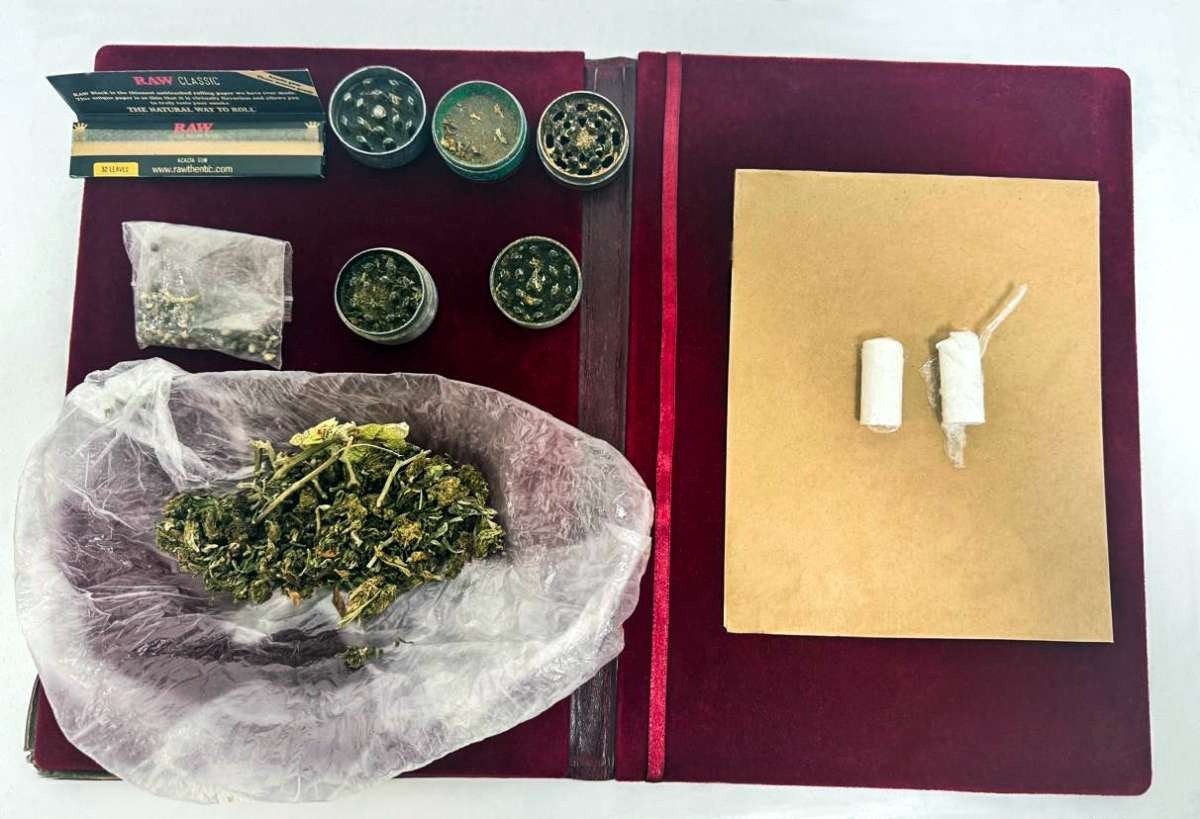 Hava Limanında narkotiklə tutuldu, evində də axtarış aparıldı – FOTO