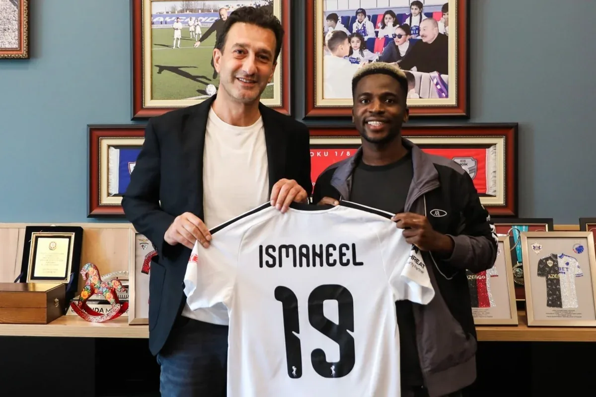 "Qarabağ" nigeriyalı hücumçu Taofik İsmahili heyətinə qatıb