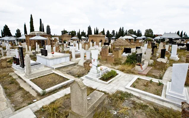 Salyanda qəbiristanlıqda Bakı sakininin meyiti tapıldı