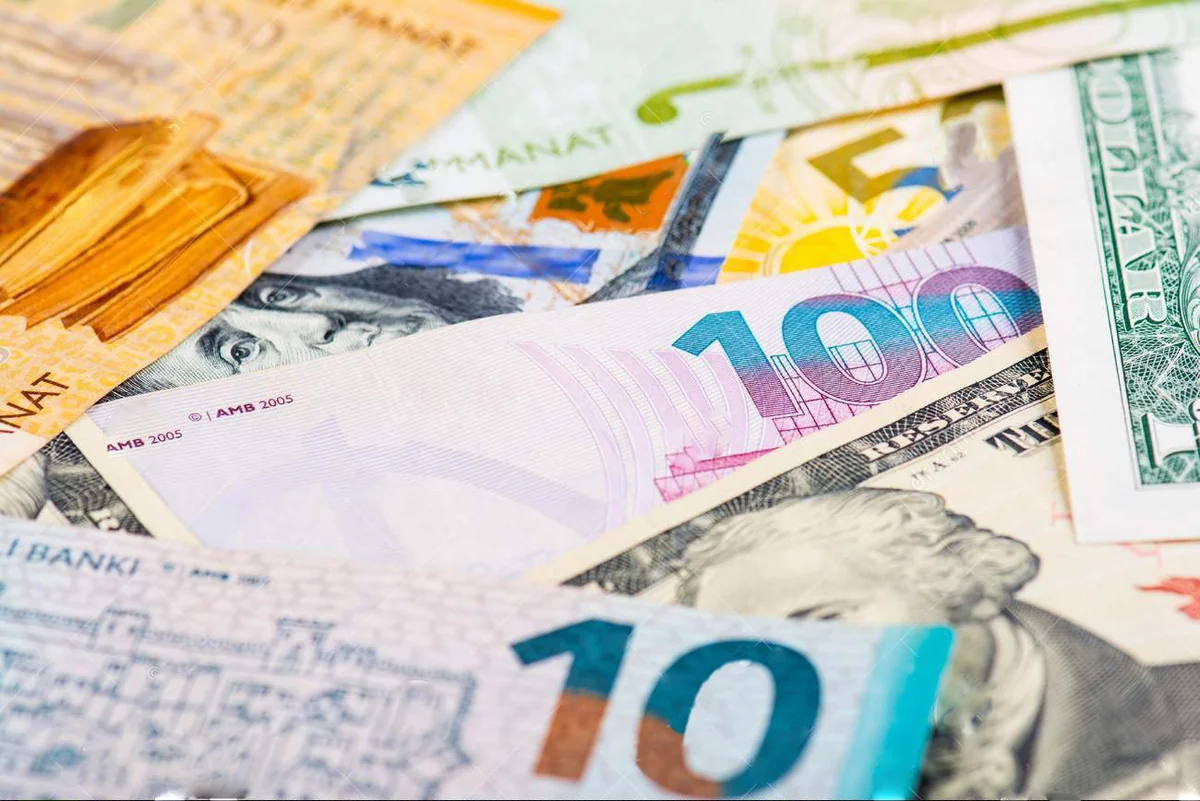 Dollar almaq istəyənlərin NƏZƏRİNƏ: Bu gün...