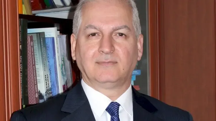 Şahin Mustafayevə AĞIR İTKİ