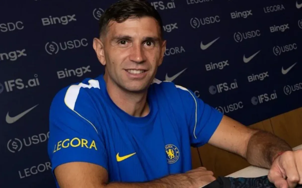 Argentina millisinin ulduzu "Çelsi"də