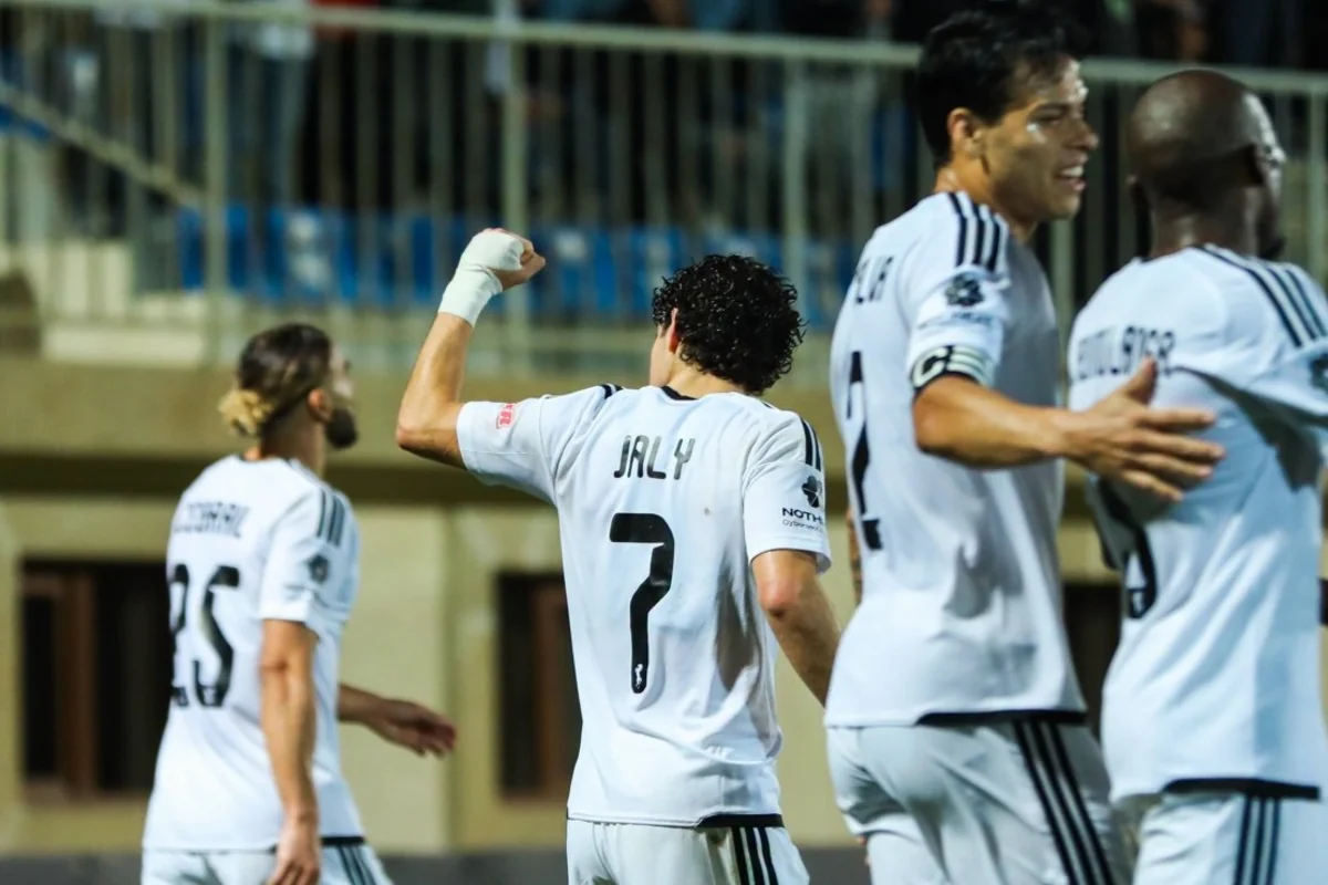 "Qarabağ" 10 nəfərlə "Sumqayıt"a qalib gəlib