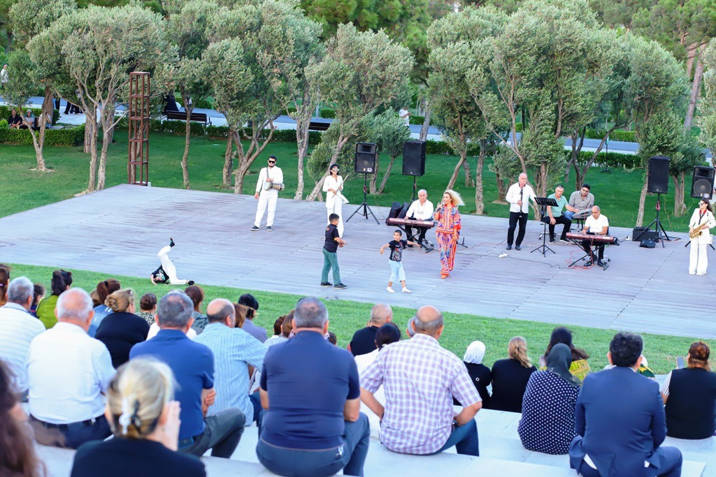Bakıda yayın son konserti keçirildi - Fotolar
