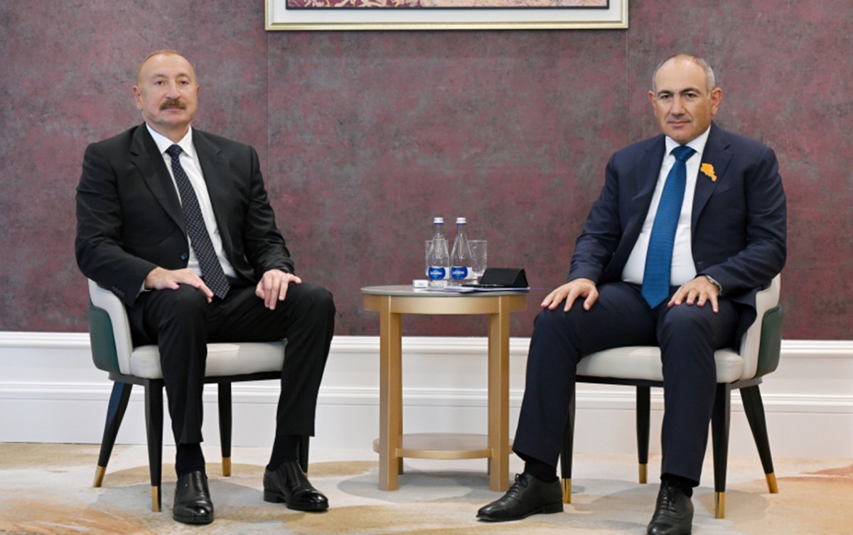 Əliyevlə Paşinyan Bişkekdəki görüşdə - Nələri müzakirə etdi?