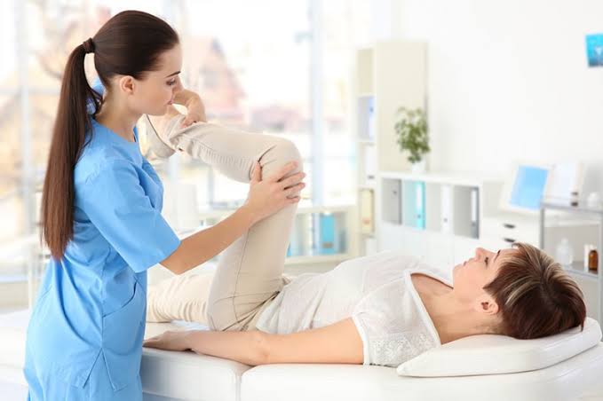 Fizioterapiya ilə bağlı vacib məqamlar – Səhiyyə Nazirliyinin mütəxəssisi açıqladı