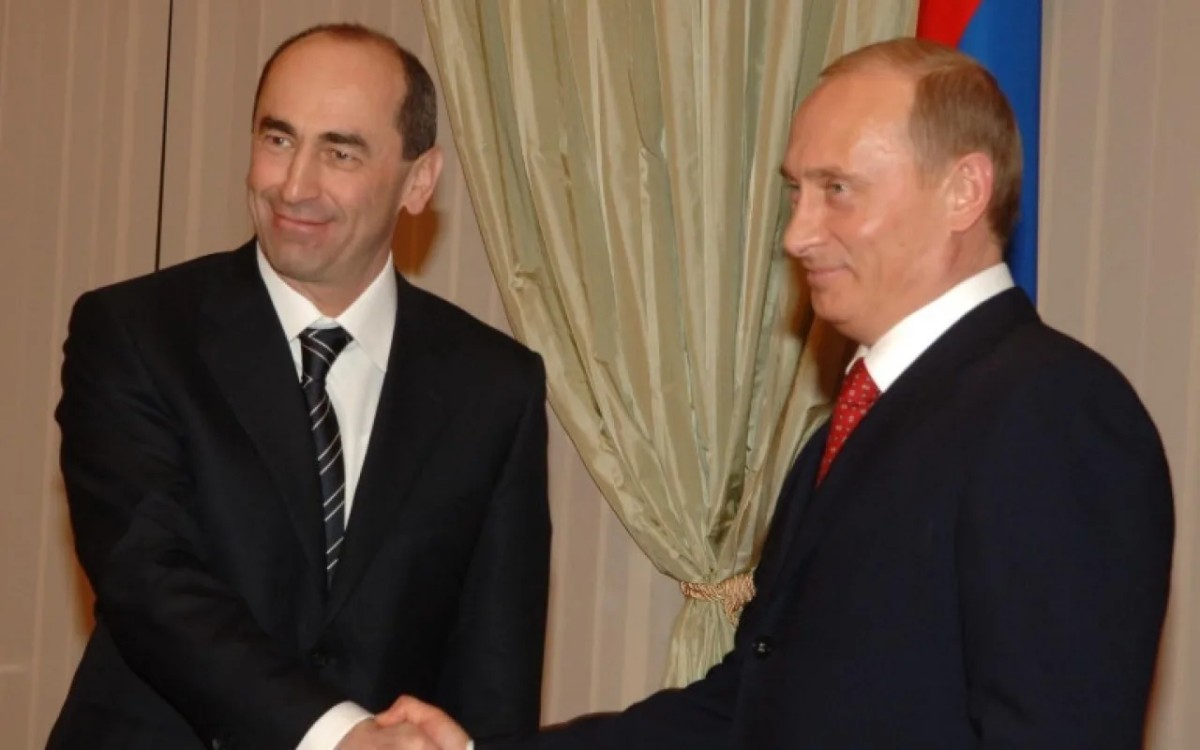 Putin həbsdə olan Köçəryanı təbrik etdi