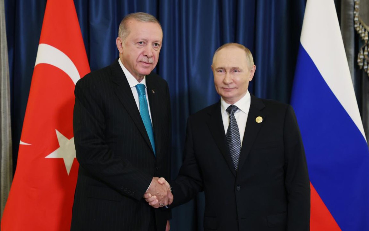 Ərdoğan Bişkekdə Putinlə görüşüb - YENİLƏNİB