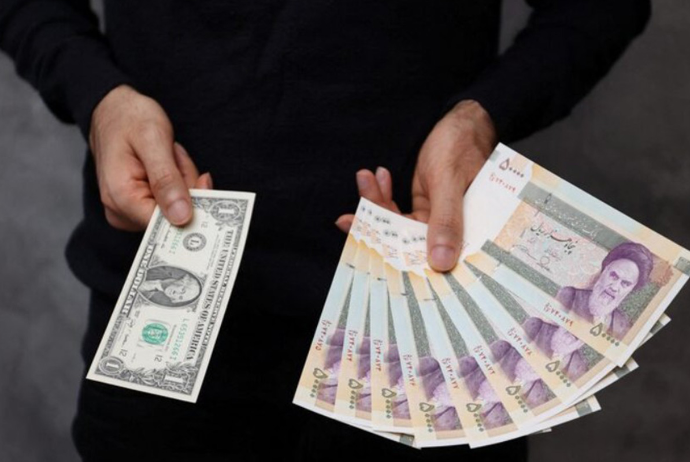 İran kifayət qədər valyutaya sahibdir - Mərkəzi Bankın sədri