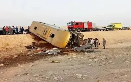 Misirdə avtobus aşdı - Çox sayda ölən var