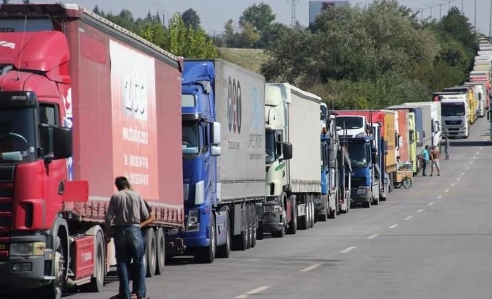 Rusiya və Ermənistan arasında yük daşımaları artdı