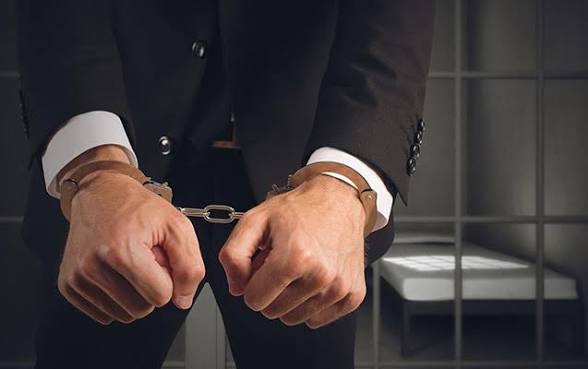 Ögey oğluna təcavüz etdi, 13 il həbs cəzası aldı