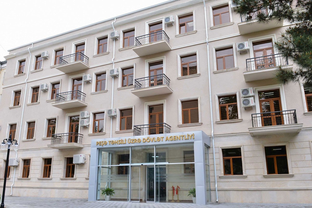 Peşə təhsilində təhsilalanların köçürülməsi və bərpası başlayıb
