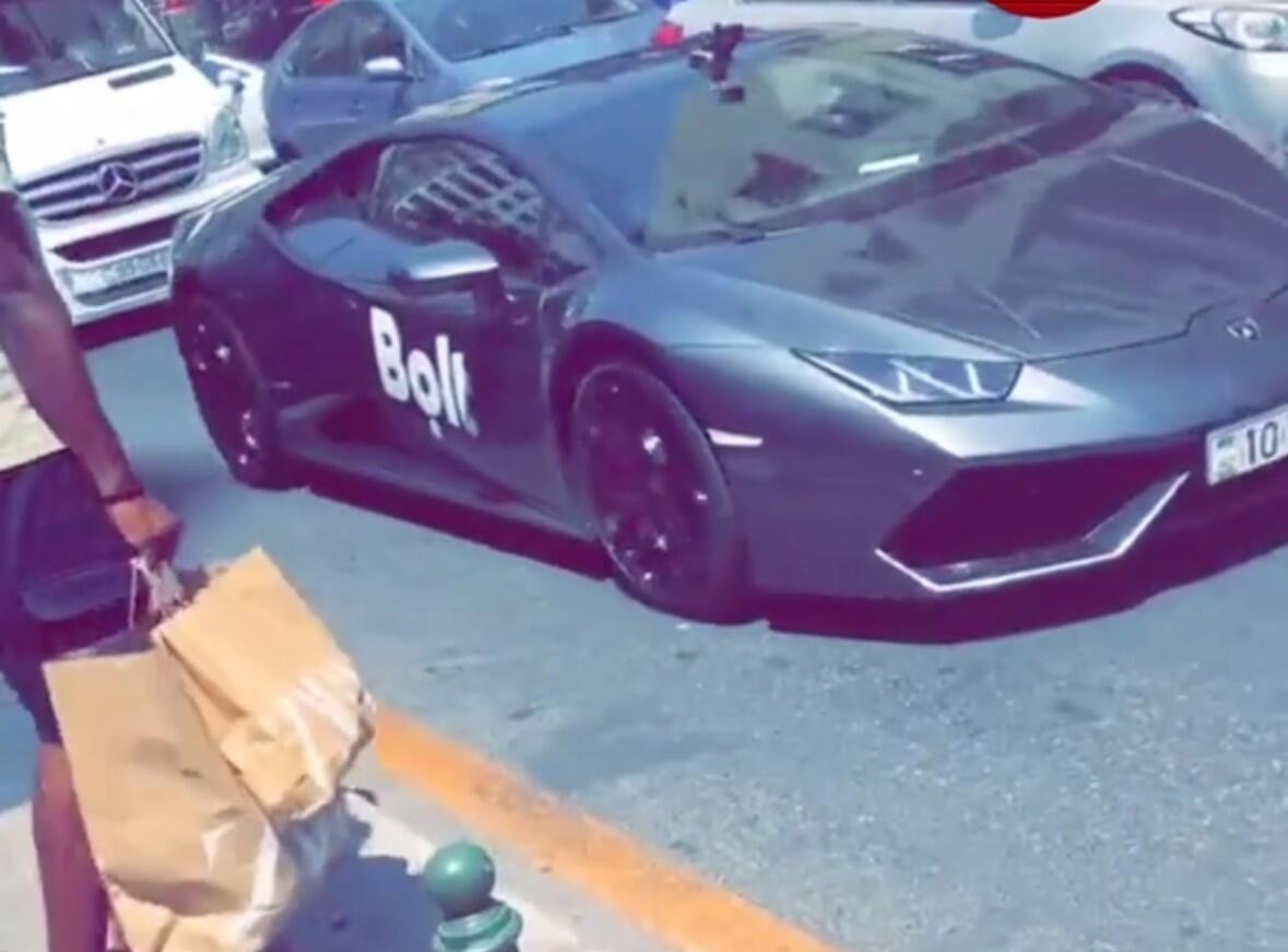 Bakıda sərnişin taksi sifariş etdi: “Lamborghini” gəldi - VİDEO