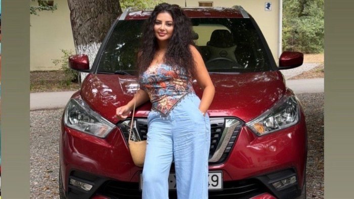 “Maşın şou”da qazandığı avtomobillə FOTO paylaşdı