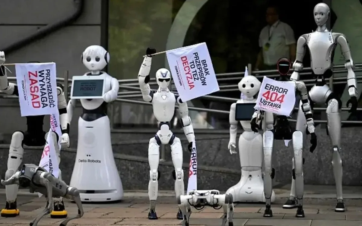 Bu dəfə robotlar “etiraz aksiyası keçirdi” - Video