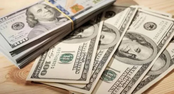 Strateji valyuta ehtiyatlarımız 90 milyard dolları KEÇDİ