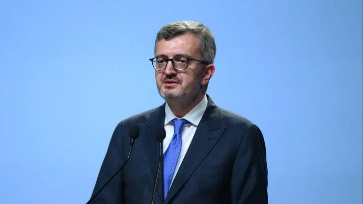Dezinformasiya türk dünyasının həmrəyliyinə təhlükə yarada bilər – Burhanettin Duran