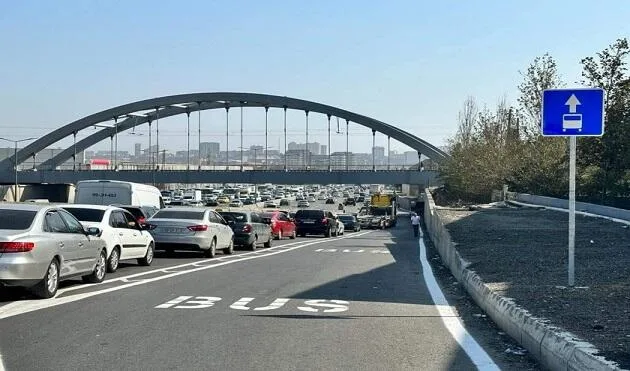 Avtobusdan istifadə edənlərin diqqətinə!