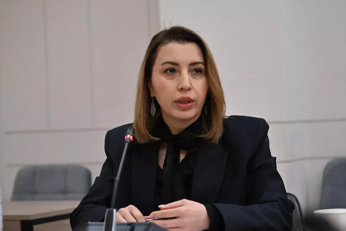 Qriqoryan İrəvana niyə gec qayıdıb?