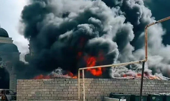 “NZS”də anbar yandı