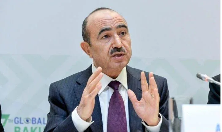 Əli Həsənovun qızının Dubay mağazası: 3 milyonluq... - FOTO