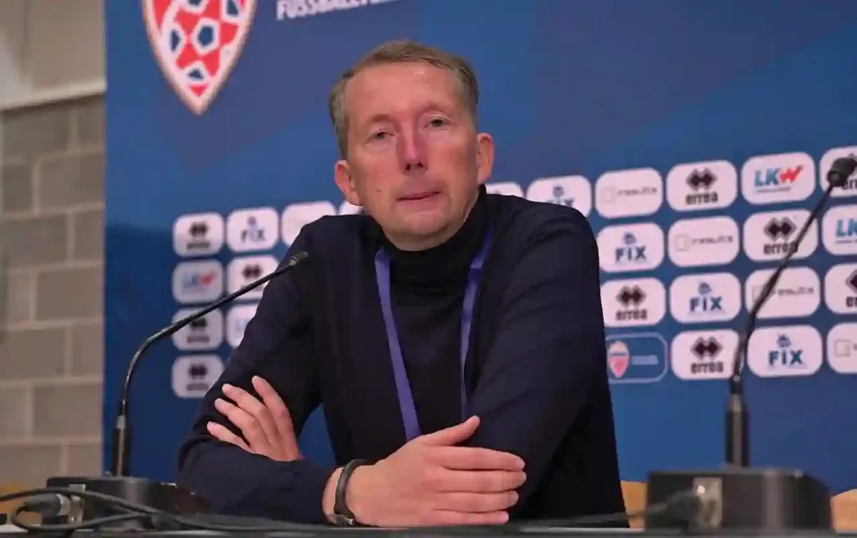 “Oyunçularımızın çoxu futbolda qazandıqları maaşla dolanmır” - Lixtenşteynin baş məşqçisi