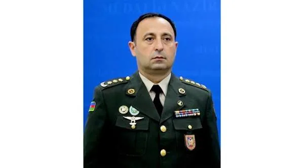 Anar Eyvazov təlimlərdən