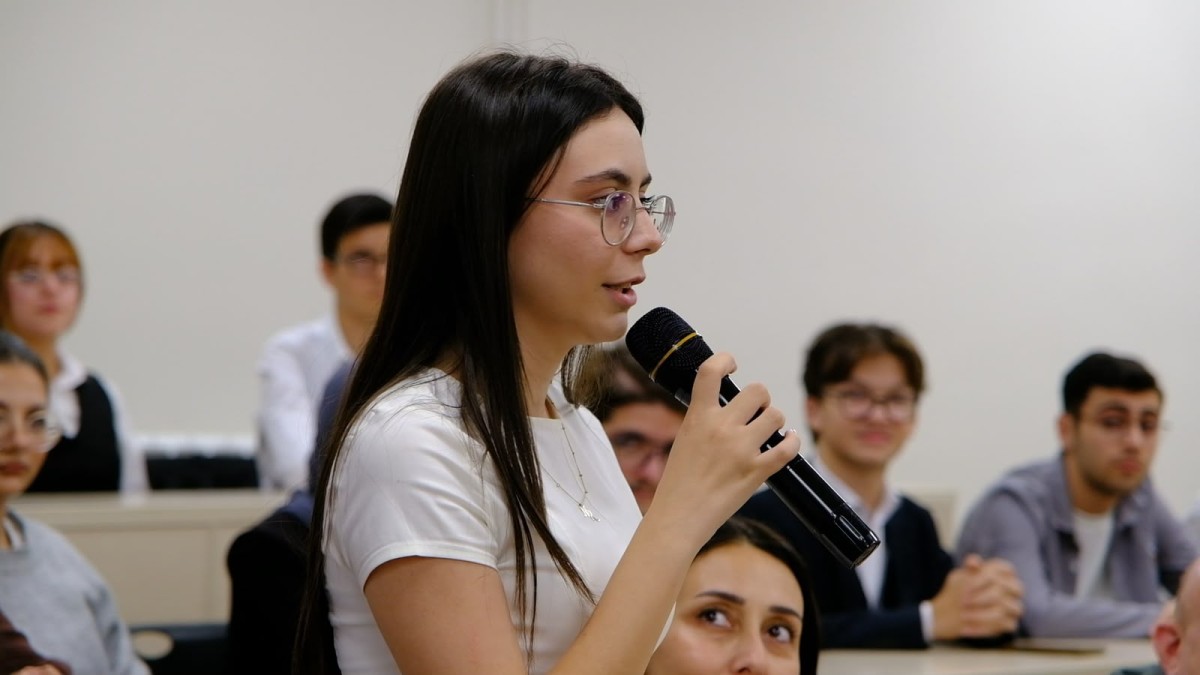 Qarabağ Universitetində yeni təşəbbüslər təqdim edilib - FOTOLAR