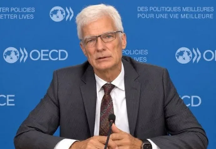 Andreas Şleyxer: Süni intellekt insanların imkanlarını zəiflətməməlidir