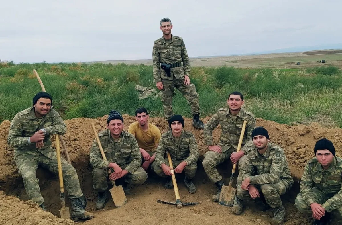 Bir zamanlar hərbçi, indi isə müəllim... - Qazidən MARAQLI PAYLAŞIM