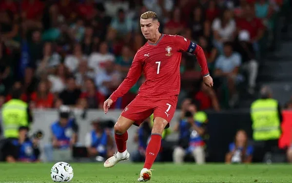 Ronaldo cəzalandırıldı