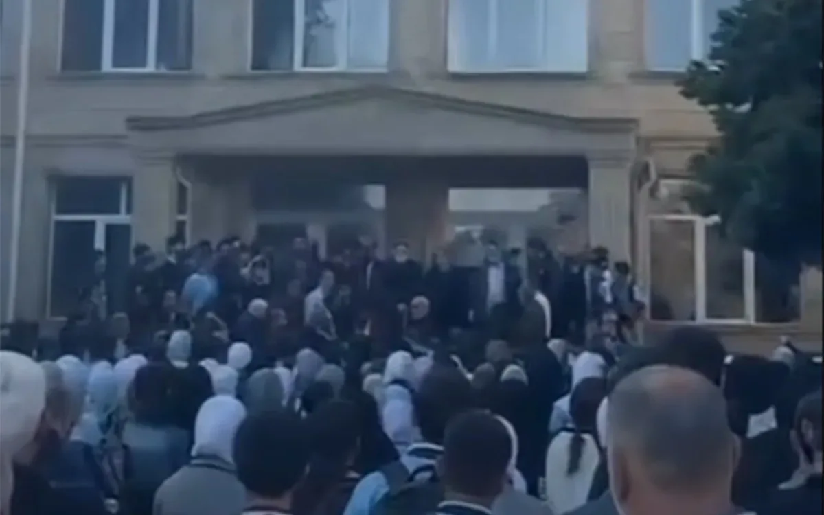 İctimai qaydanı kobud şəkildə pozan 37 nəfər həbs edildi
