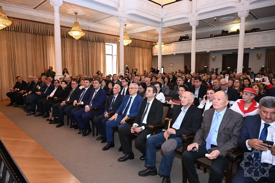 Mətbuat Şurasının IX qurultayı keçirilib - YENİLƏNİB