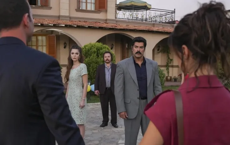 Burak Özçivitin serialında yeni aktyor - Foto