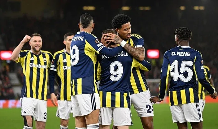 "Fənərbağça" Çexiya klubu ilə heç-heçə etdi