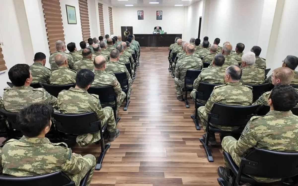 Hərbi vəzifəlilərin təlim toplanışları başa çatdı