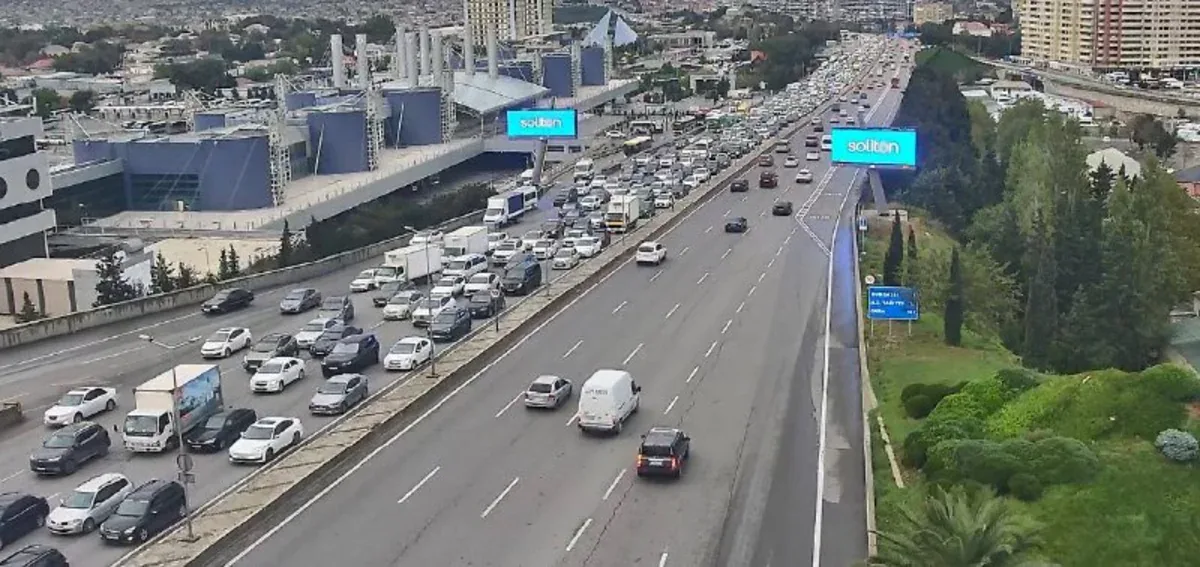 SÜRÜCÜLƏRİN NƏZƏRİNƏ: Bu yollarda tıxac var - SİYAHI